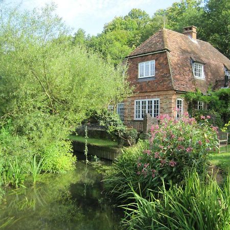 Tilford Mill Cottage Farnham (Surrey) Exterior foto